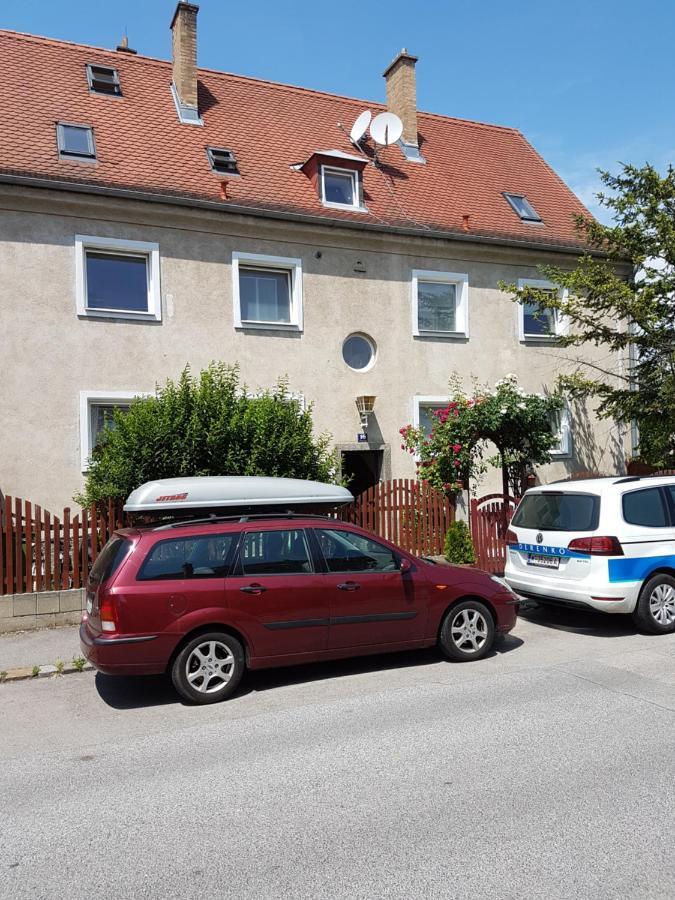 Ferienwohnung Korneuburg Bei Wien -1 Екстериор снимка